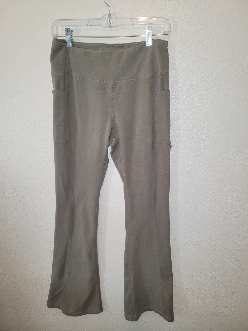 Laundry by Shelli Segal High Rise Flare Yoga Pants Side Pocket Taupe Women's L